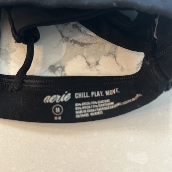 Aerie Chill.Play.Move. High Neck Open Back Design Sports Bra - Picture 4 of 4